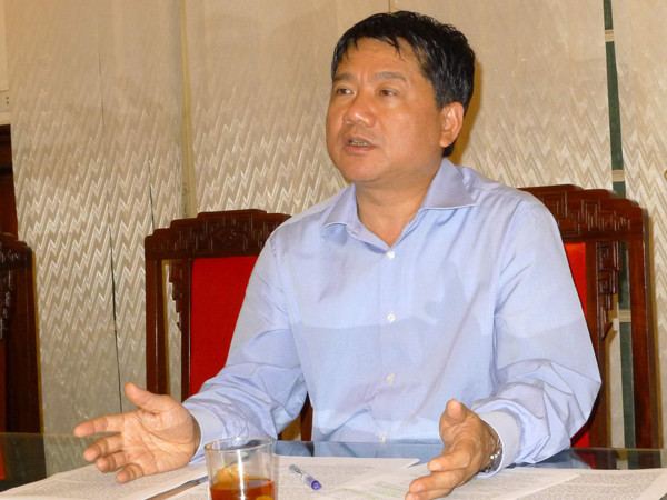 Bộ trưởng Đinh La Thăng: Vì mâu thuẫn nội bộ Vinalines nên điều chuyển ông Dương Chí Dũng Ảnh: Đức Nam