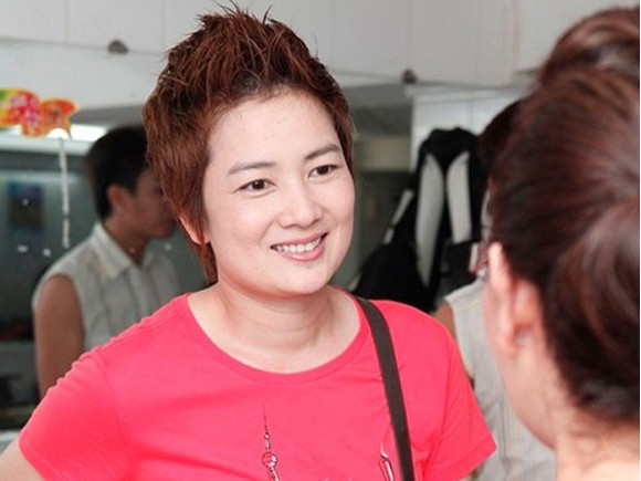 Thúy Vinh: 'Chồng không chê vẻ ngoài chuẩn men'