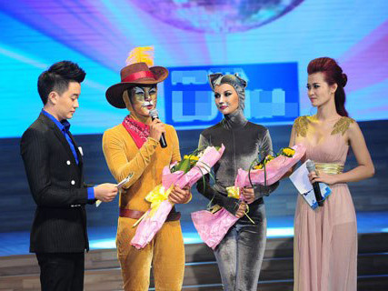 Sốc với lời chia tay 'vỗ mặt' giám khảo của Hòa Hiệp