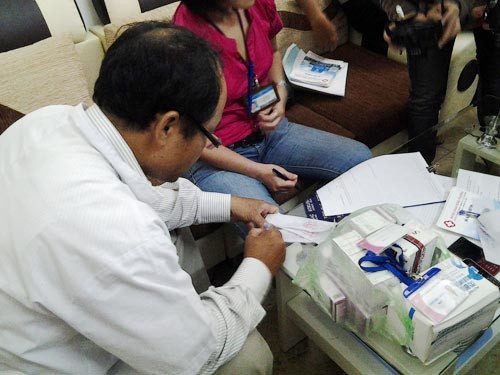 Tiếp tục kiểm tra phòng khám Trung Quốc