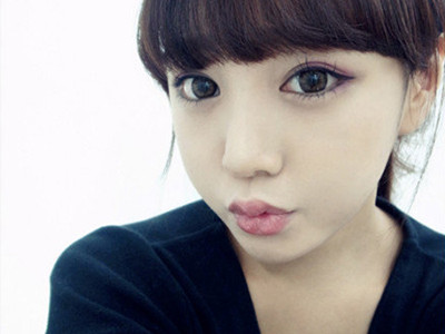 Mắt tone tím đẹp lung linh cho nàng