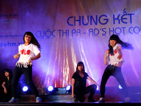 Thí sinh gõ bàn, vỗ cốc đoạt giải ‘cặp đôi hoàn hảo’