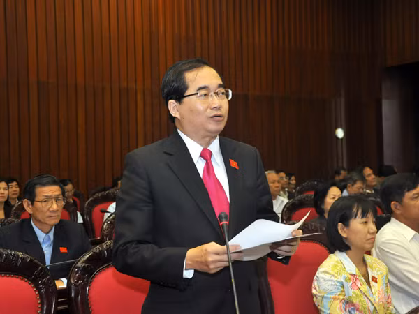 Đại biểu Hoàng Hữu Phước