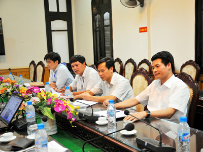 Quan xã “làm luật” người mua bán đất