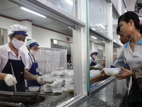 Ăn sáng... 2.000 đồng