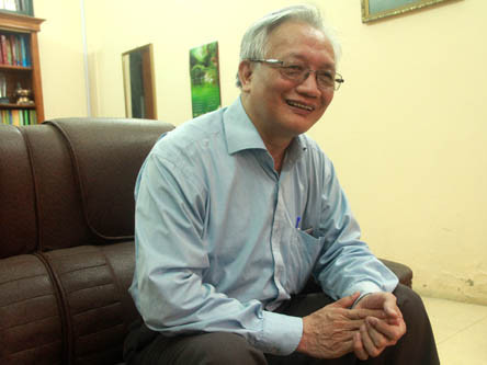 Học sinh đánh giáo viên có nên phạt tiền triệu?