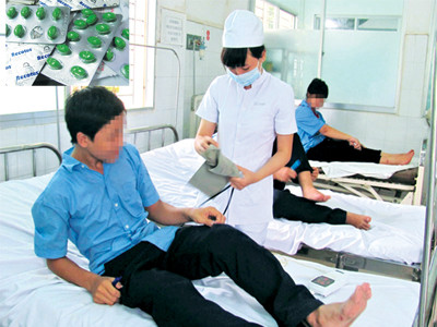 Học sinh cai nghiện… thuốc ho