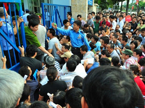 Có hộ khẩu chưa chắc được học đúng tuyến