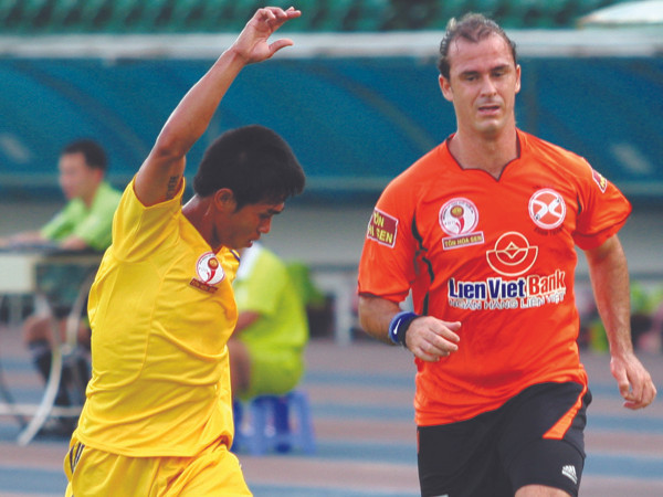 Những cú phạt đền gây tranh cãi