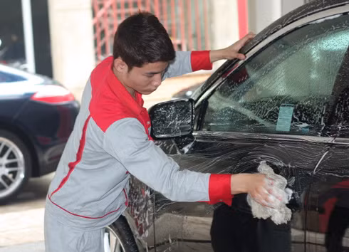 Rửa ôtô đúng cách