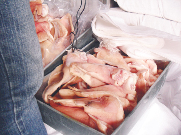 Thịt thối hoành hành