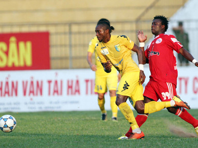 Vòng 10 V.League: Mưa bàn thắng