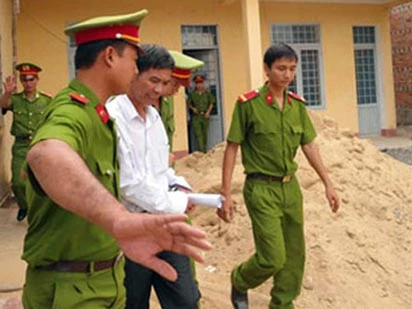 17 quan chức Bình Phước 'móc túi' trả trên 25 tỉ đồng