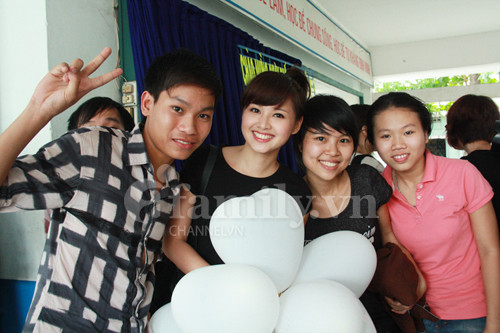 Tâm Tít cùng fan Backstreet Boys lập kỷ lục Guiness