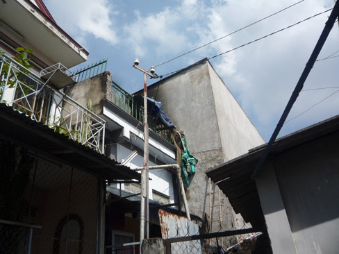 Cháy nhà trong hẻm, cả khu phố hốt hoảng