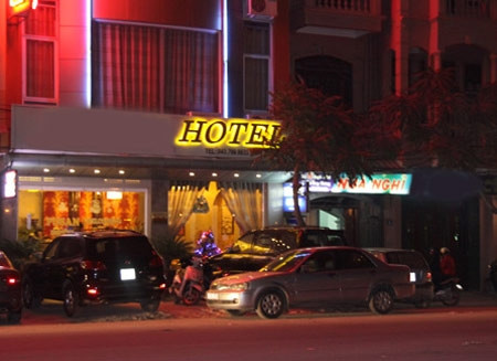 Noel: bí chỗ chơi, 'cháy' nhà nghỉ