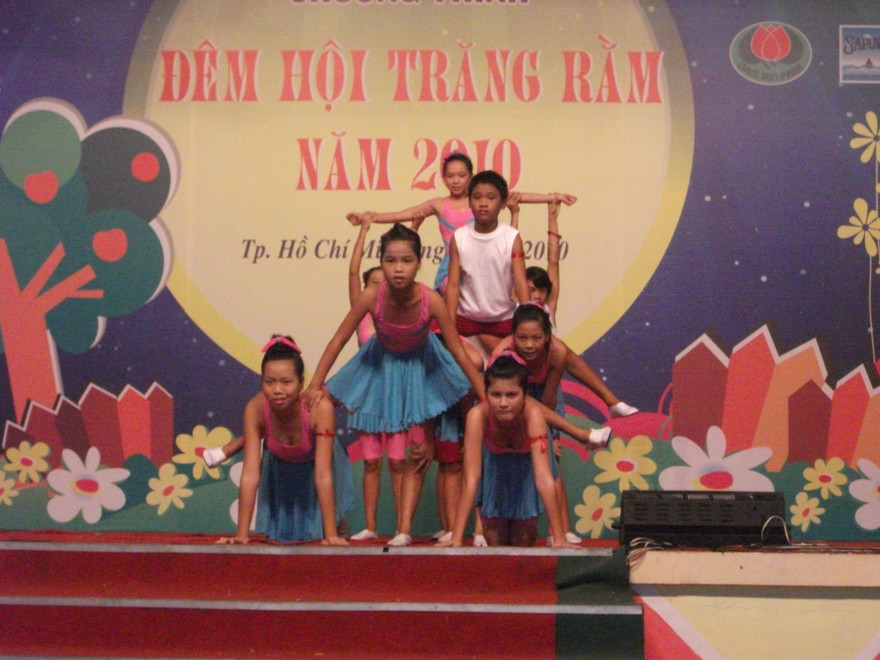 Niềm vui “Đêm hội trăng rằm”