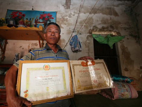 Khi 'liệt sĩ trở về' muốn tự tử