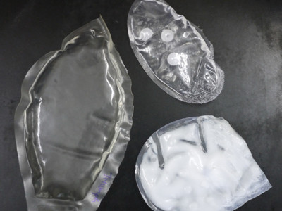 Phát hiện dịch trắng như sữa trong áo ngực Trung Quốc