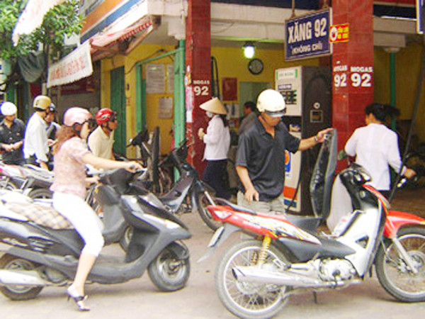 Theo các chuyên gia, cần tách bạch việc quản lý điều hành của Nhà nước với việc làm thay, thậm chí can thiệp giá cho doanh nghiệp Ảnh: Nguyễn Hạnh