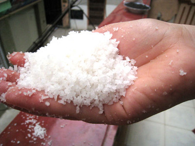 Ăn mặn chẳng đẻ con trai, còn sinh trăm bệnh