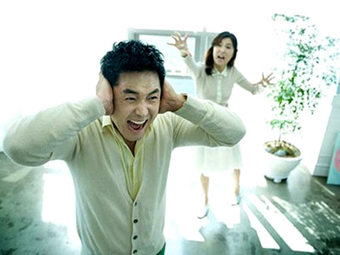 Thất kinh vì vợ siêu quậy