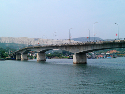 Huỷ quyết định tăng giá trị gói thầu dự án cầu Vân Đồn