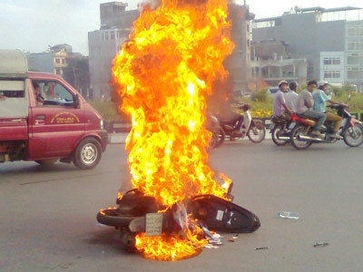 Bộ GTVT sẽ chịu trách nhiệm các vụ cháy xe