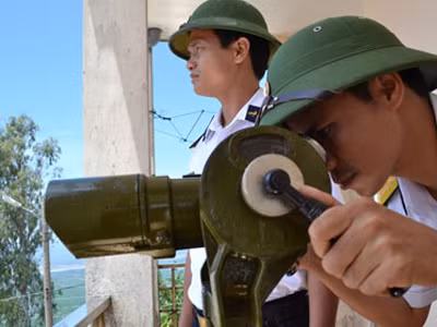 Hải quân trên... núi