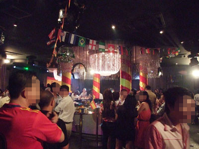 Vô đối cuộc thi nói dối lớn nhất thế giới tại Anh