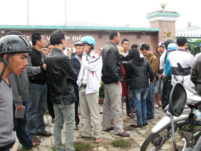 Doanh nghiệp nợ sổ đỏ, nợ cả tiền lãi