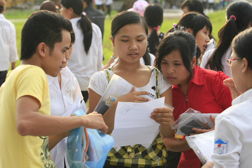 54 thí sinh thi hai khối đạt từ 27 điểm
