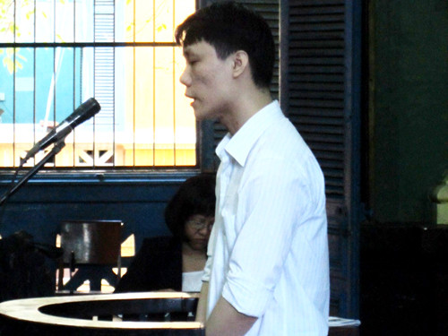 Đâm chết anh rể cũ vì bênh mẹ