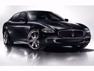 Toàn cảnh về 2012 Maserati Quattroporte