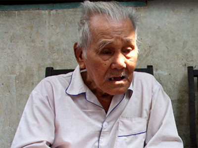 Hết tiền, hết sạch người thân