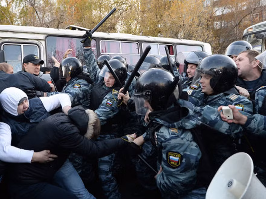 Nga: Bắt 300 người gây bạo loạn ở thủ đô