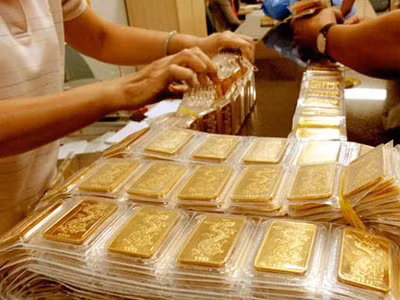 Vàng đấu thầu hết hấp dẫn