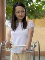 'Đôi chân thiên thần' ra mắt cuốn sách thứ hai