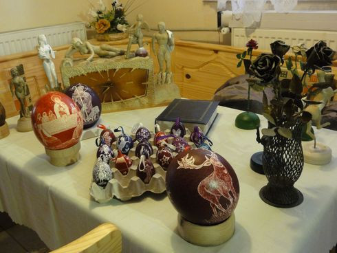 Tác phẩm điêu khắc bằng… bã kẹo cao su