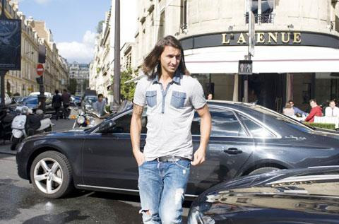 Ibrahimovic và cuộc sống... thày tu giữa Paris hoa lệ