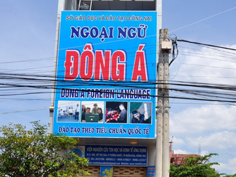 Phá đường dây làm giả bằng cấp và thi thuê