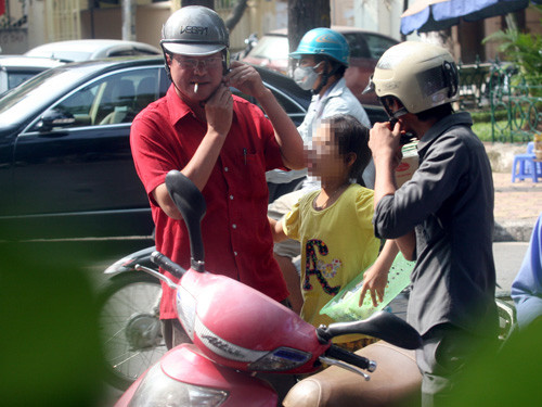 Theo dấu những kẻ chăn người