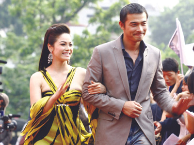 'Lý Công Uẩn' trong bộ veston demi