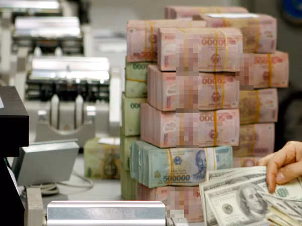 Quá nhiều 'cửa' rửa tiền