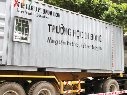 Lớp học... trong container