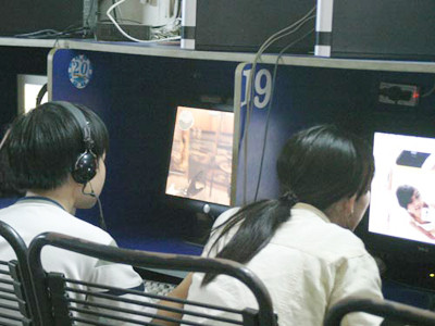 Ba không với game bạo lực trong trường phổ thông