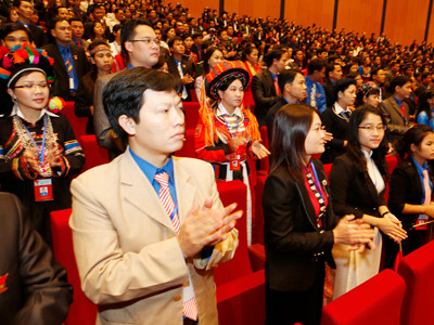 Nhìn thẳng những hạn chế