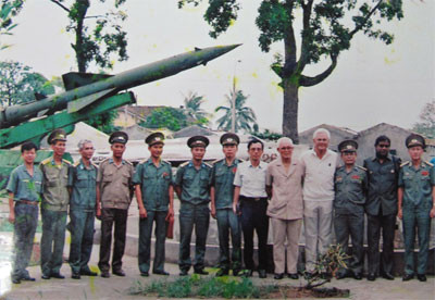 Người soạn ‘sách đỏ’ đánh B-52 đã ra đi…