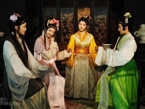 Cảnh trong Hồng Lâu Mộng bản mới