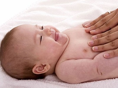 Tư vấn cho bé 7 ngày không đi tiêu